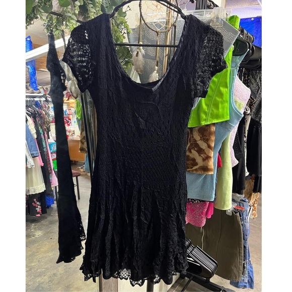 Vintage Breakin’ Loose mini dress - Picture 2 of 5